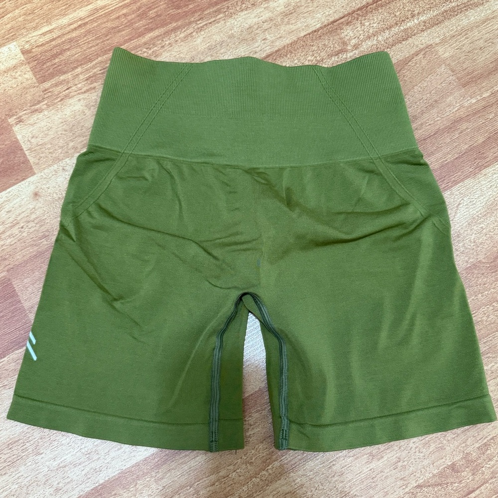 OA effortless shorts